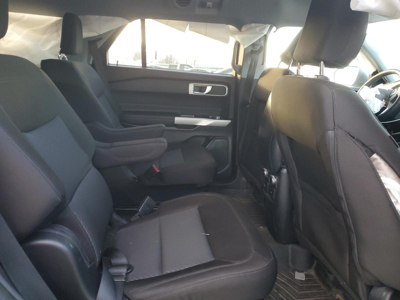 2022 Ford Explorer Xlt VIN: 1FMSK8DH5NGC26739 Lot: 92898955