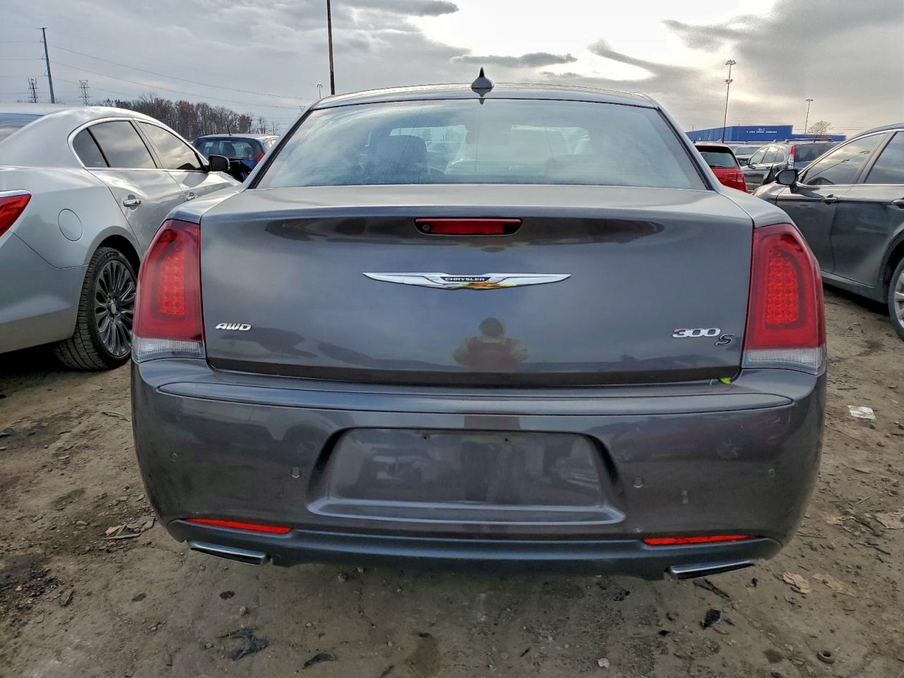 2015 Chrysler 300 S VIN: 2C3CCAGG5FH909017 Lot: 94057235