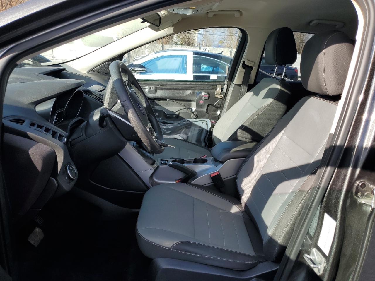 2016 Ford Escape Se VIN: 1FMCU0G75GUC18115 Lot: 92781115