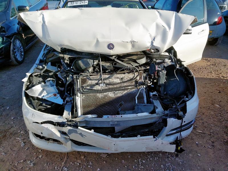 2012 MERCEDES-BENZ C CLASS C220 CDI BLUEEFFICIENCY EXECUTIVE SE 4DR AUTO