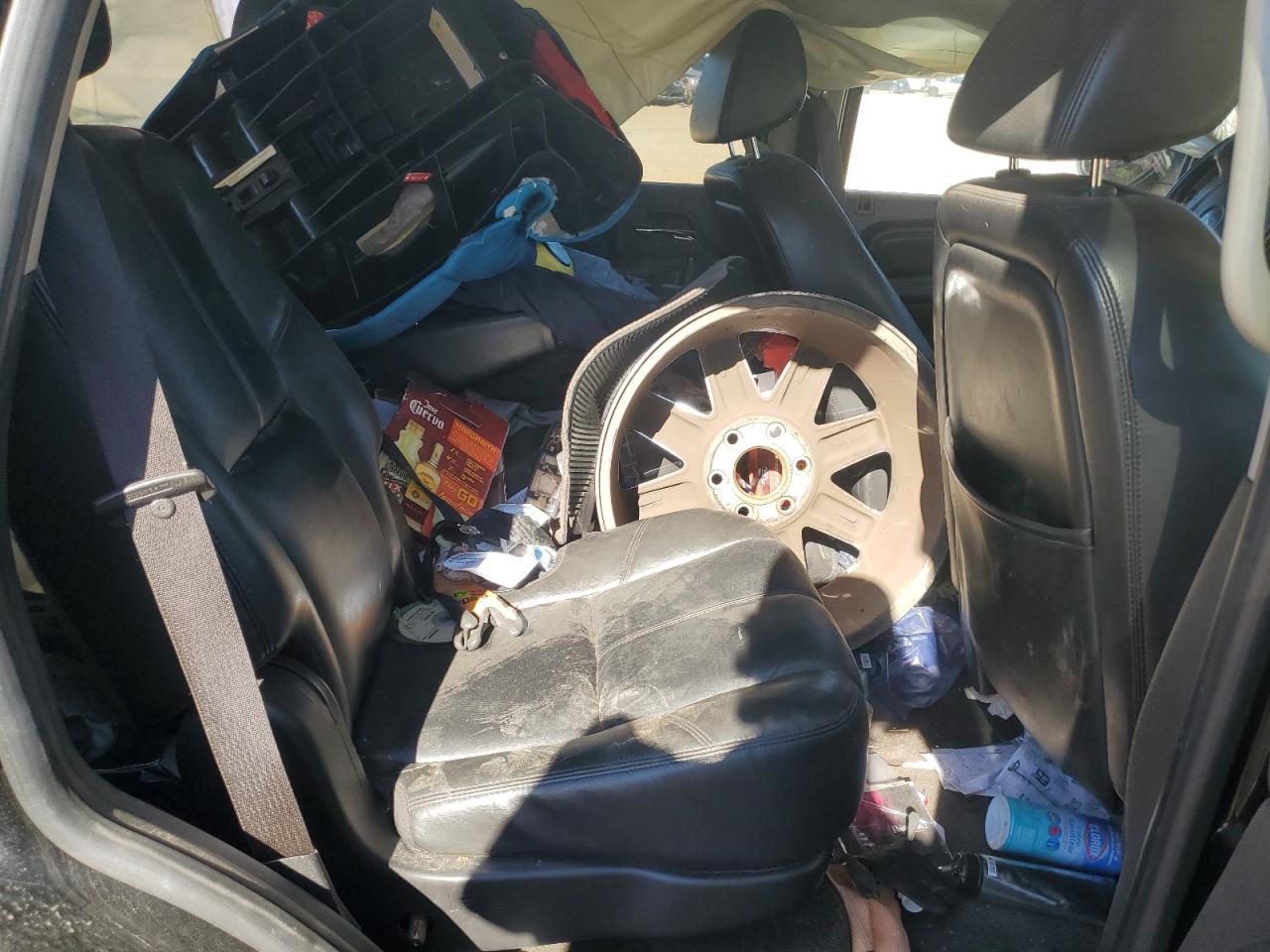 2008 GMC Yukon Denali VIN: 1GKFK63878J235885 Lot: 91266295