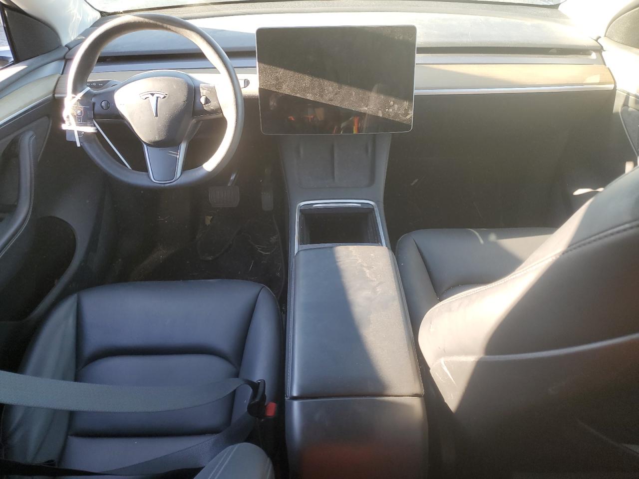 2023 Tesla Model Y VIN: 7SAYGDEE0PA033540 Lot: 90641985