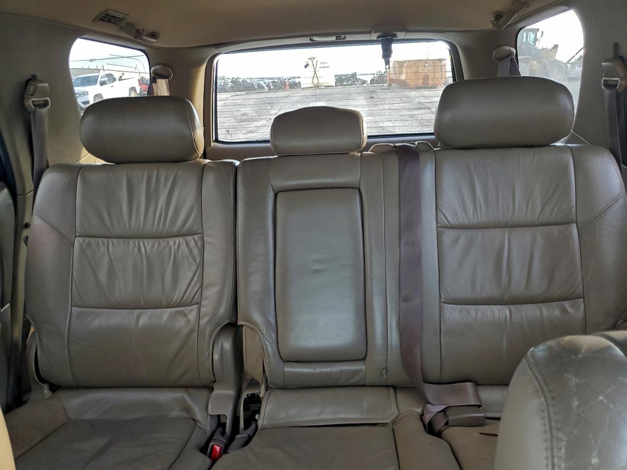 2002 Toyota Sequoia Sr5 VIN: 5TDZT34A52S126678 Lot: 93482275