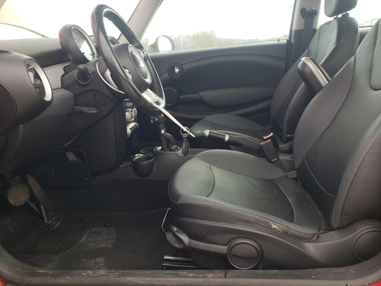 2008 Mini Cooper VIN: WMWMF33568TT61829 Lot: 91956725