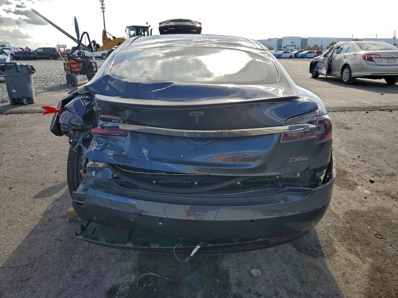 2016 Tesla Model S VIN: 5YJSA1E47GF153896 Lot: 93286075