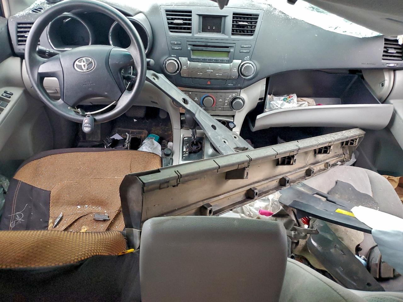 2012 Toyota Highlander Base VIN: 5TDZA3EH3CS018868 Lot: 94457445