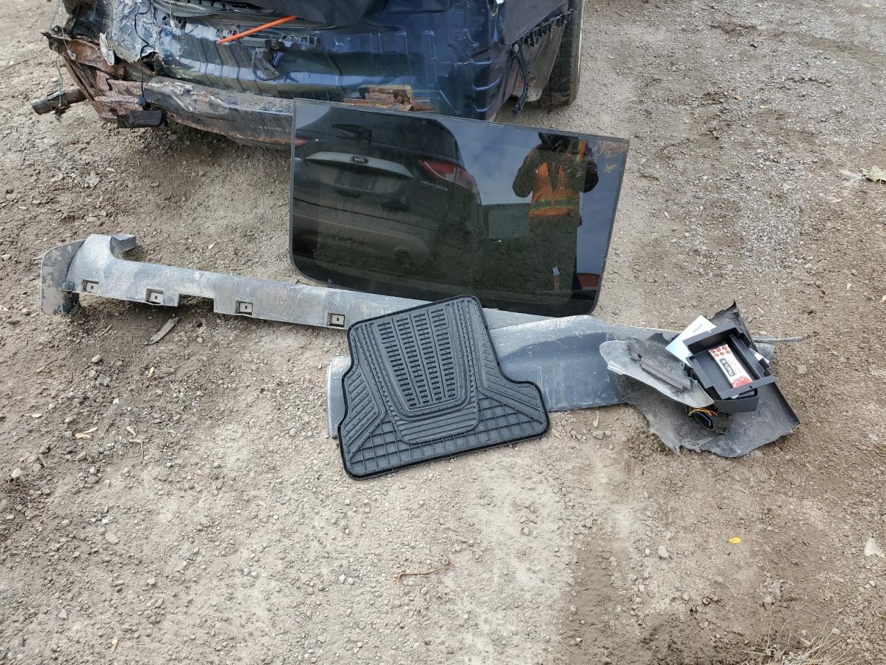 2015 Ford Escape Se VIN: 1FMCU0G94FUC16212 Lot: 91525535