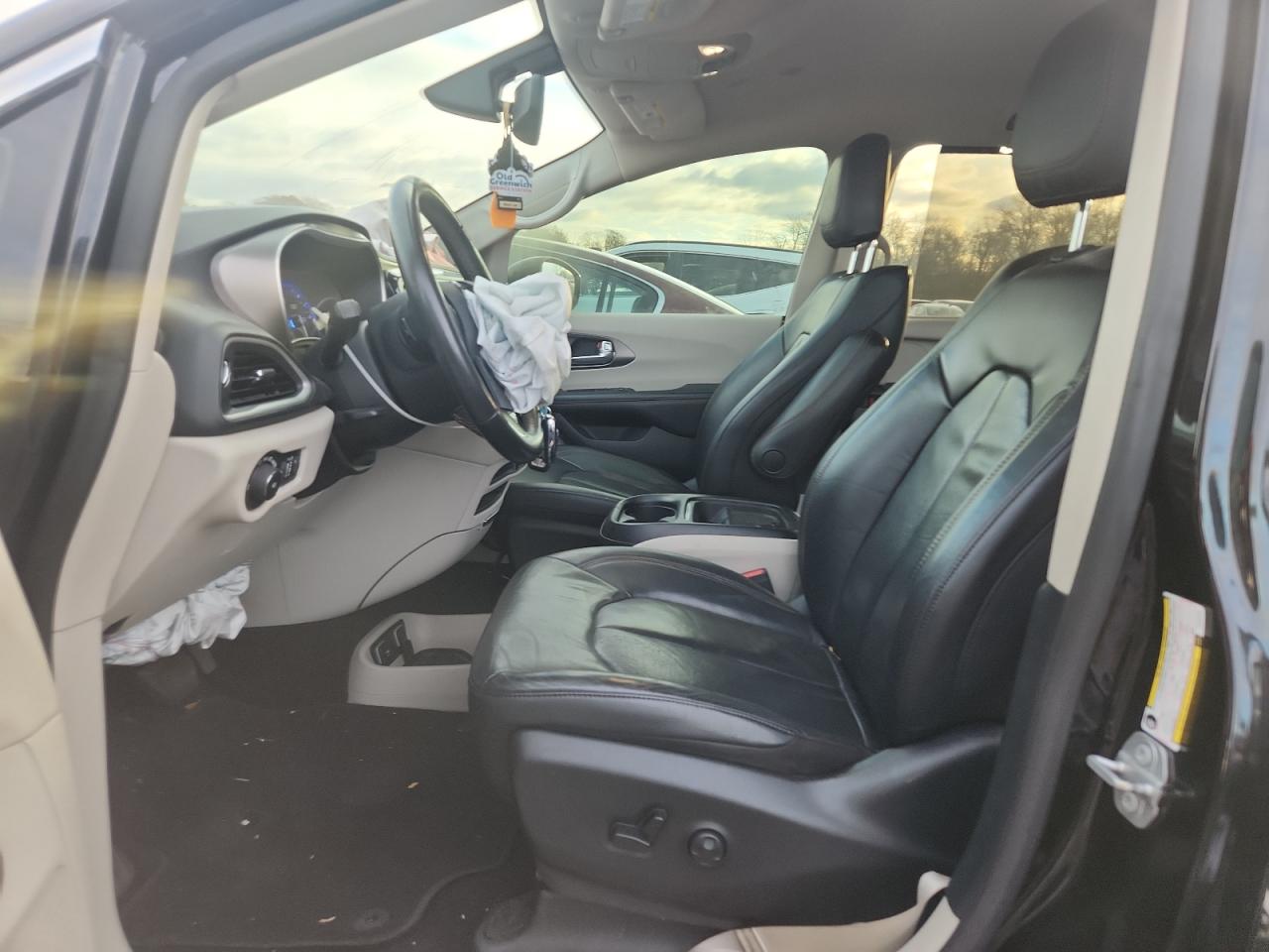 2020 Chrysler Pacifica Touring L VIN: 2C4RC1BG9LR192754 Lot: 91779915