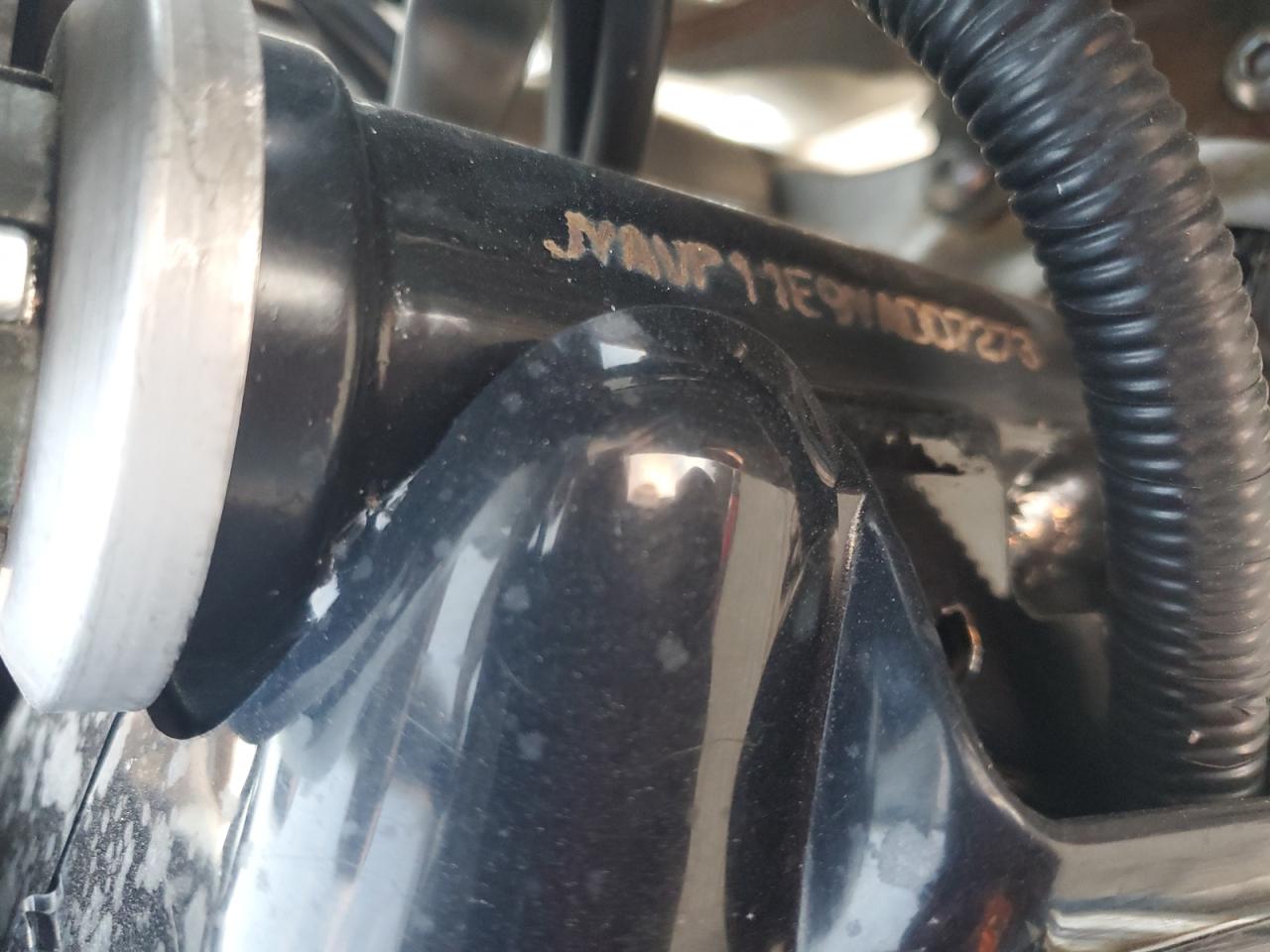 2000 Yamaha Xvs1100 VIN: JYAVP11E9YA007273 Lot: 94147175