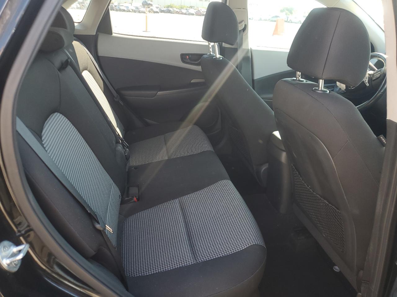 2018 Hyundai Kona Sel VIN: KM8K62AA4JU073565 Lot: 93367925