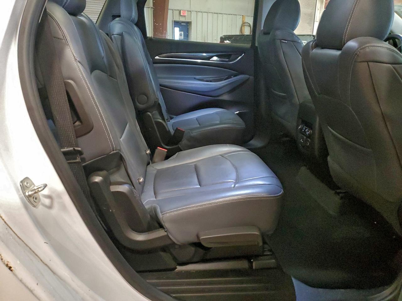 2018 Buick Enclave Premium VIN: 5GAEVBKW6JJ130589 Lot: 93855235