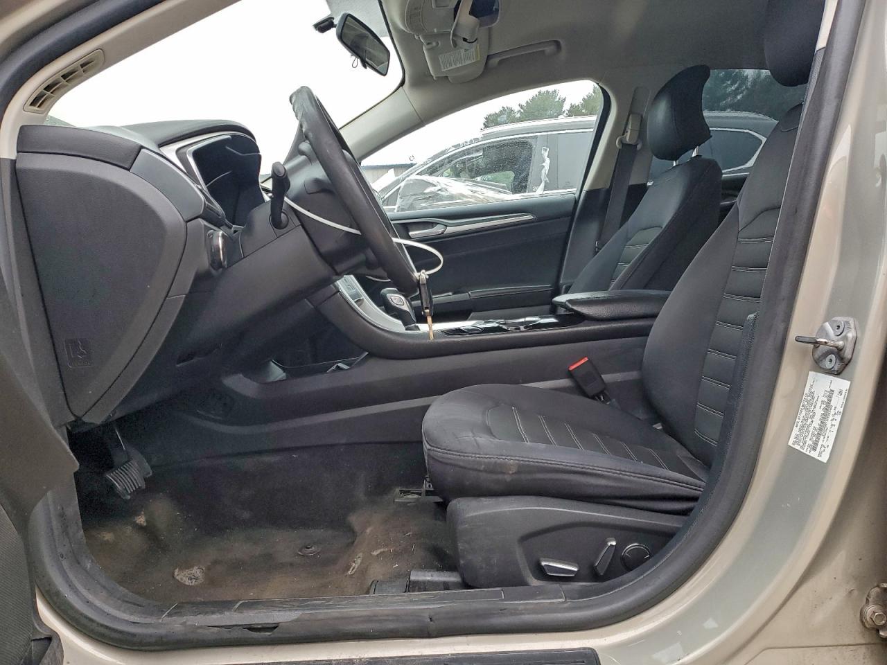 2015 Ford Fusion Se VIN: 3FA6P0H75FR282402 Lot: 94061895