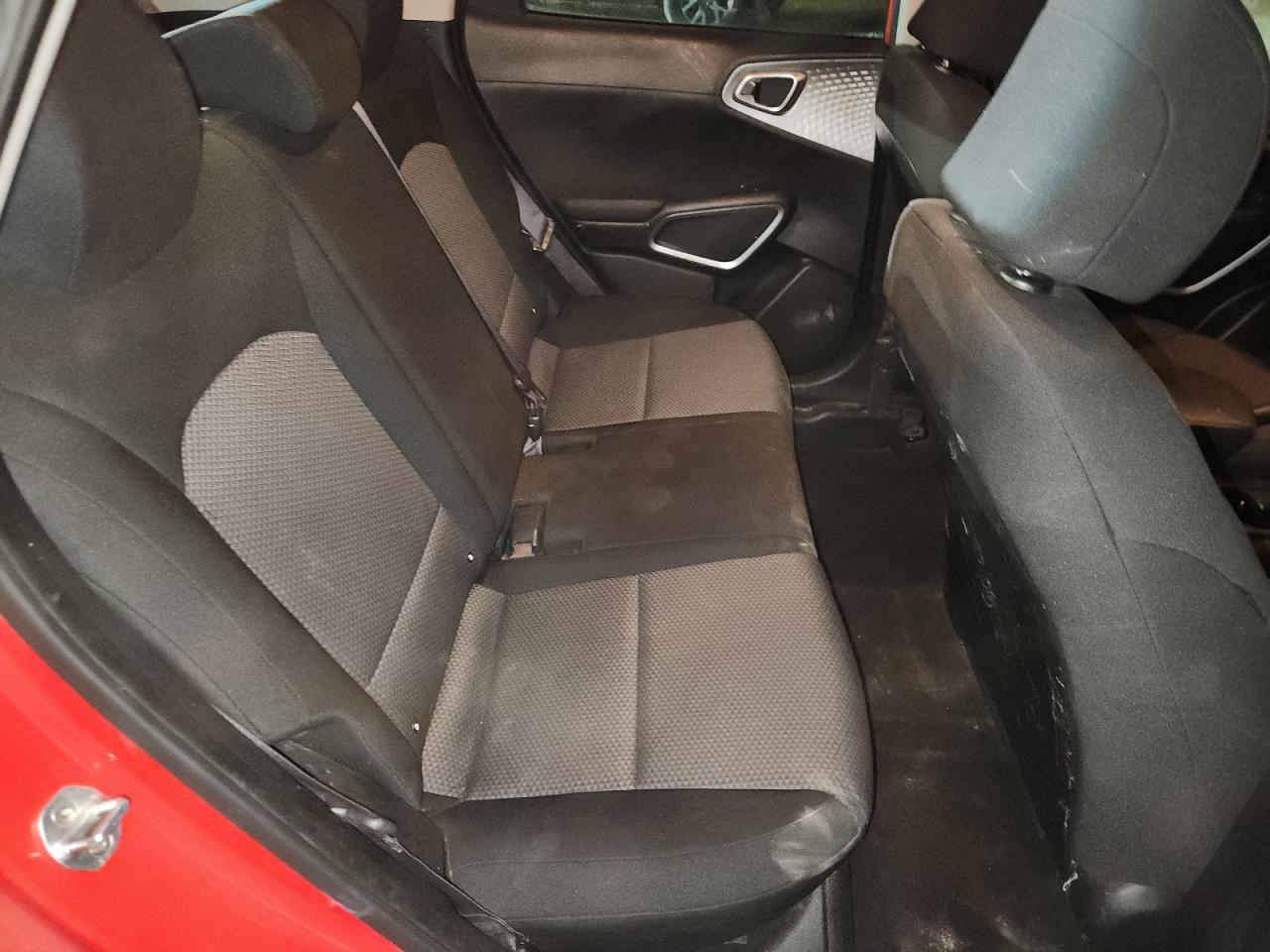 2020 Kia Soul Lx VIN: KNDJ23AU7L7700563 Lot: 92933535