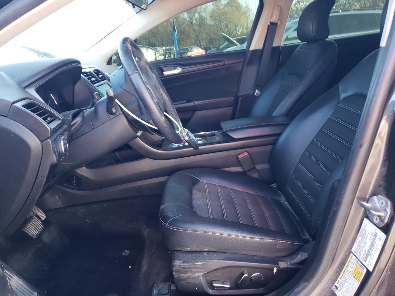 2018 Ford Fusion Se VIN: 3FA6P0HD1JR191528 Lot: 92370425