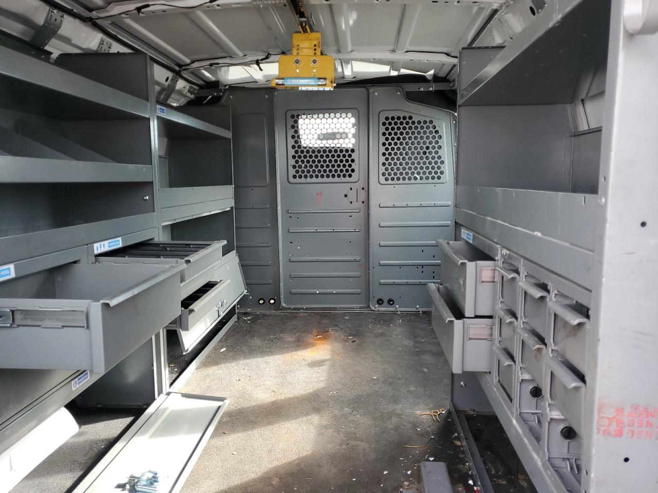 2010 Ford E250 Utility / Service Van VIN: 1FTNE2EW8ADA85731 Lot: 90423225