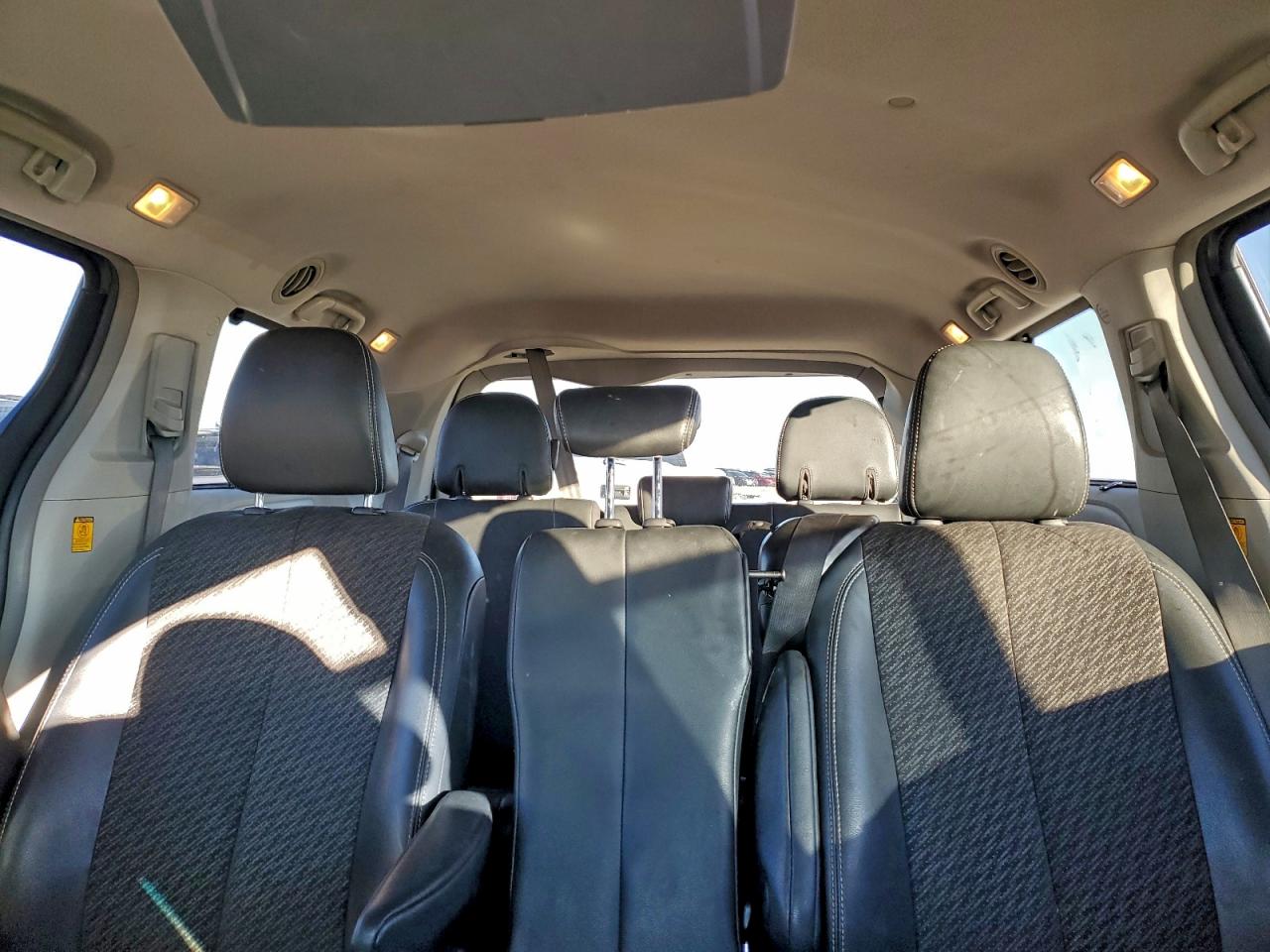 2012 Toyota Sienna Sport VIN: 5TDXK3DC0CS198563 Lot: 94632055