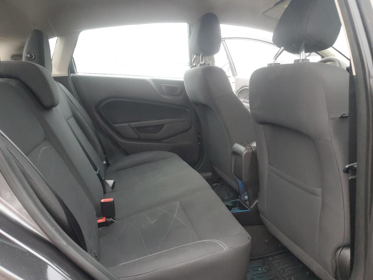 2018 Ford Fiesta Se VIN: 3FADP4EJ9JM141062 Lot: 91629395