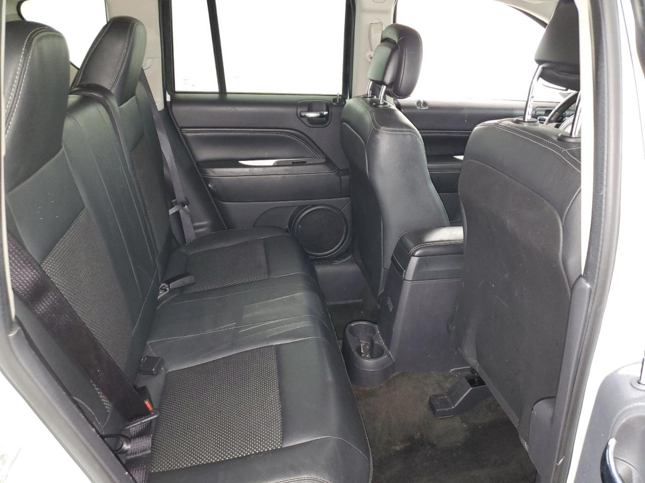 2014 Jeep Compass Latitude VIN: 1C4NJDEB4ED853005 Lot: 92861495