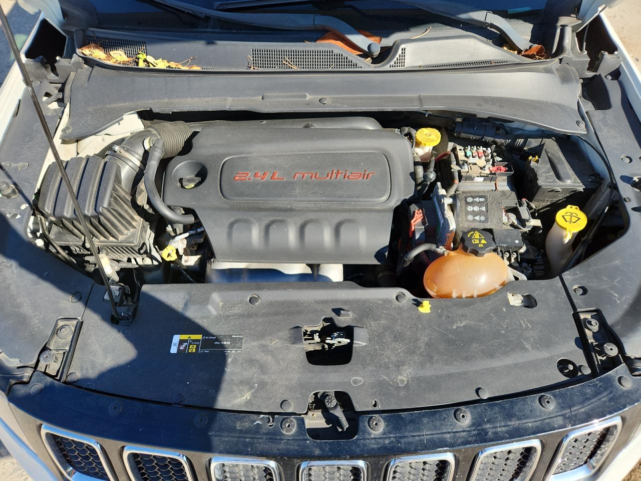 2019 Jeep Compass Latitude VIN: 3C4NJCBB5KT615989 Lot: 92195445