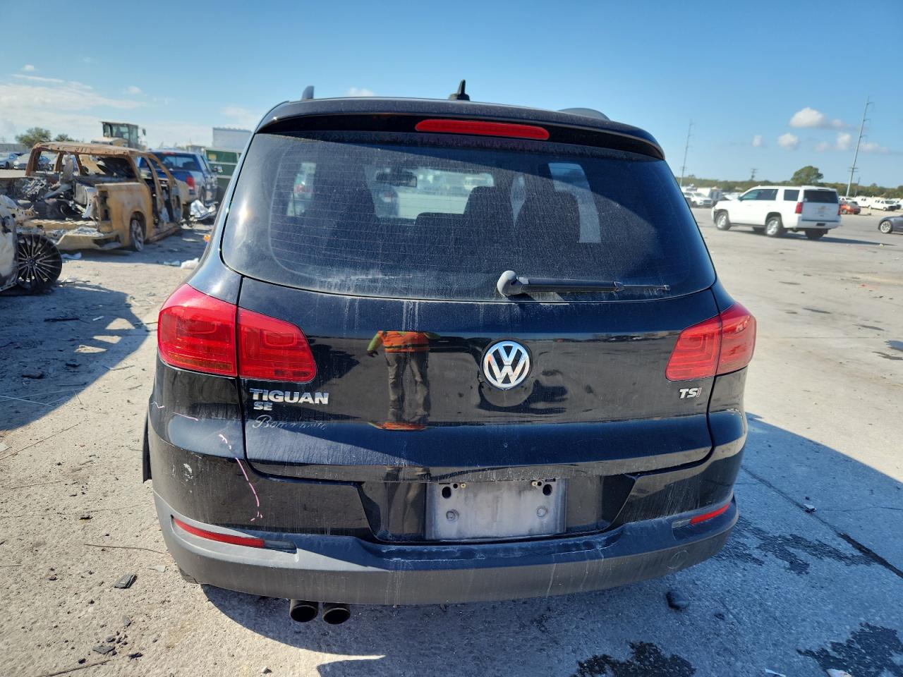 2017 Volkswagen Tiguan S VIN: WVGAV7AX5HK014742 Lot: 93218265