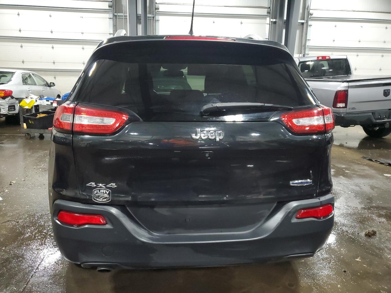 2015 Jeep Cherokee Latitude VIN: 1C4PJMCB7FW672644 Lot: 92498765