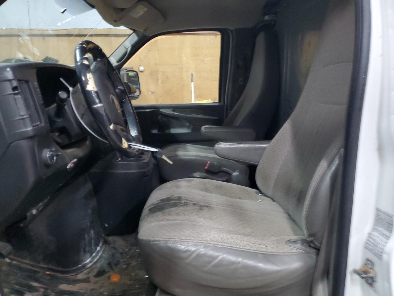 2011 Chevrolet Express G1500 VIN: 1GCSHAF41B1104656 Lot: 92217835