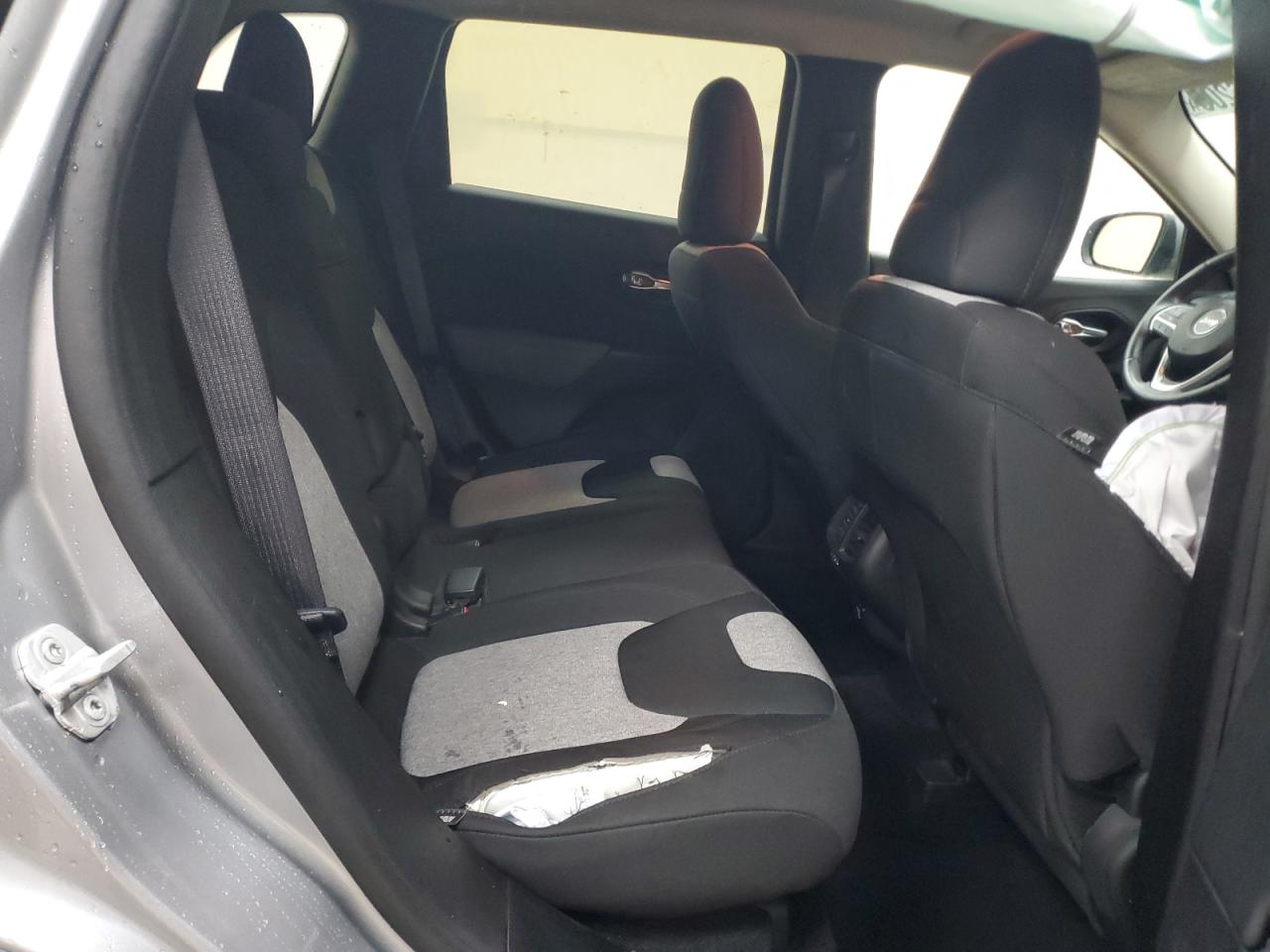 2014 Jeep Cherokee Latitude VIN: 1C4PJLCS4EW102805 Lot: 91596205