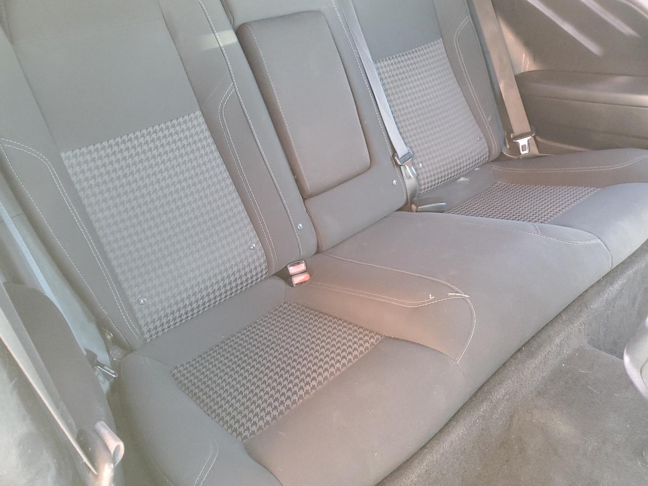 2015 Dodge Challenger Sxt VIN: 2C3CDZAG5FH789210 Lot: 92934925