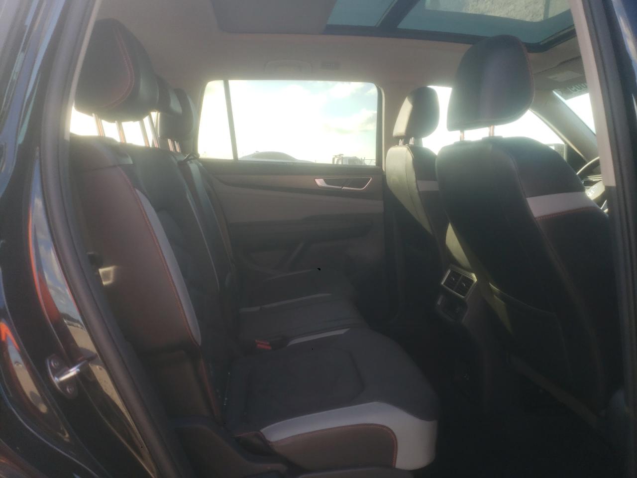 2024 Volkswagen Atlas Peak Edition Se VIN: 1V2CR2CA5RC548301 Lot: 92698095