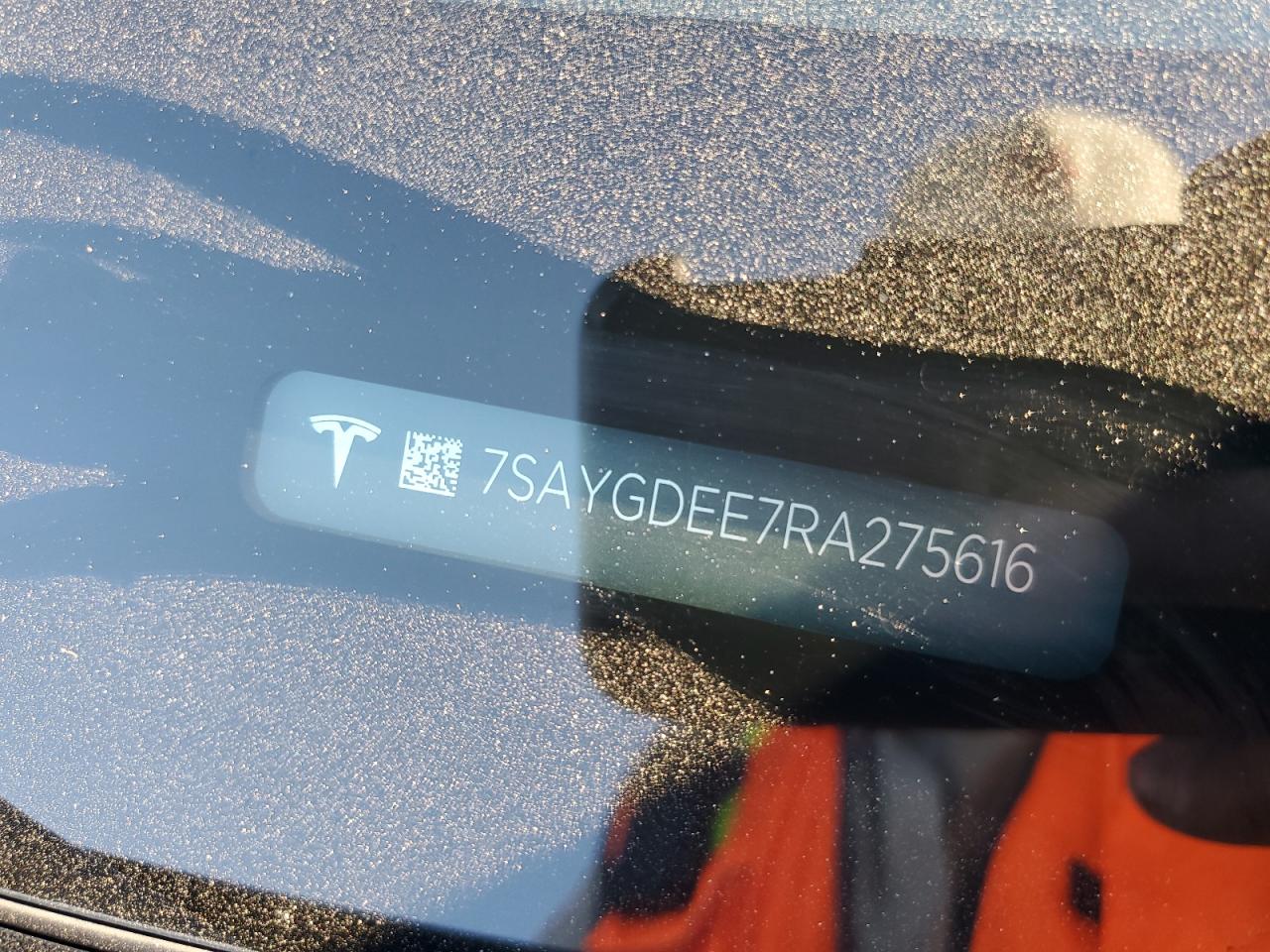 2024 Tesla Model Y VIN: 7SAYGDEE7RA275616 Lot: 91320865