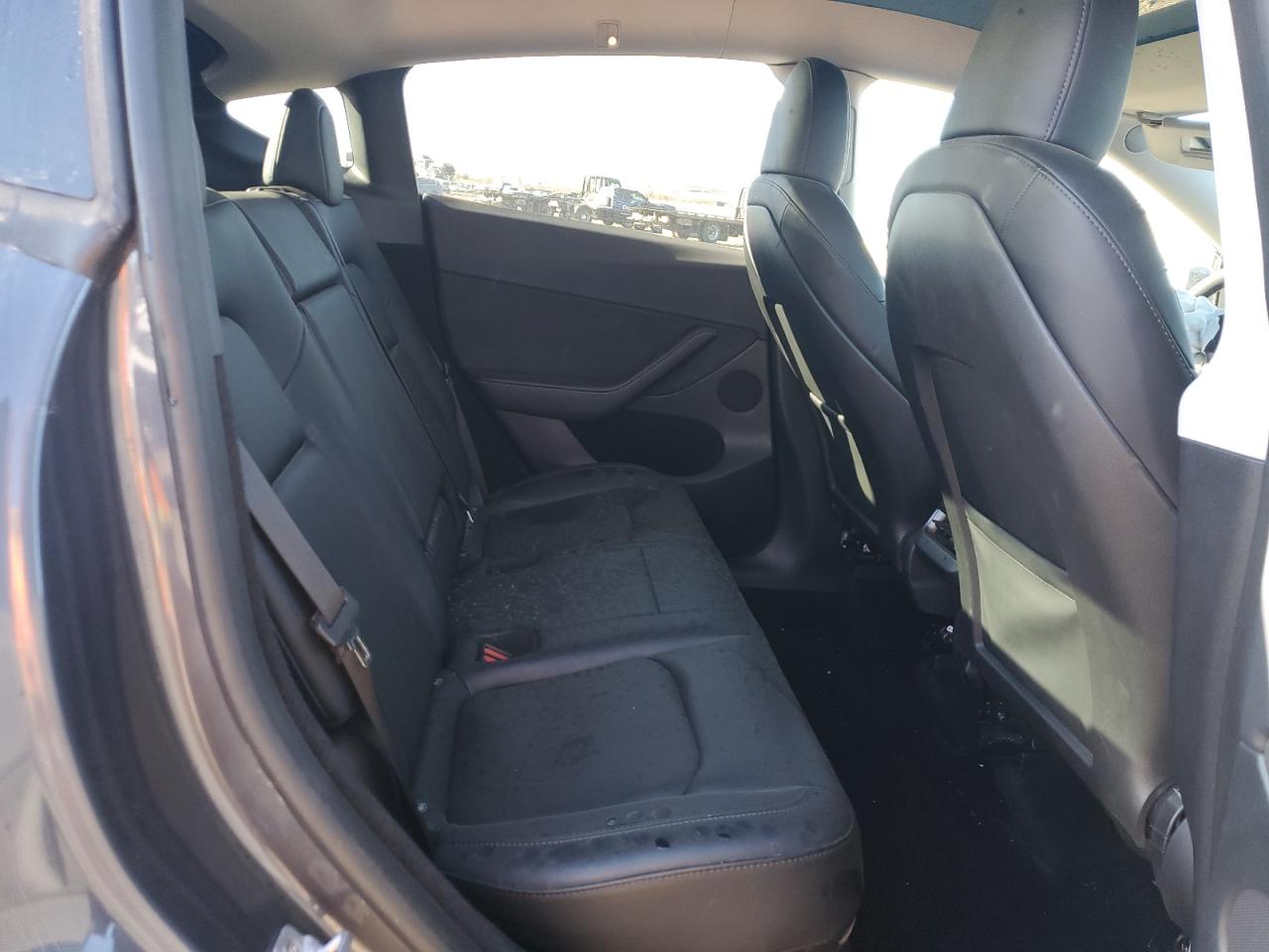 2023 Tesla Model Y VIN: 7SAYGDEE2PF858076 Lot: 91689215