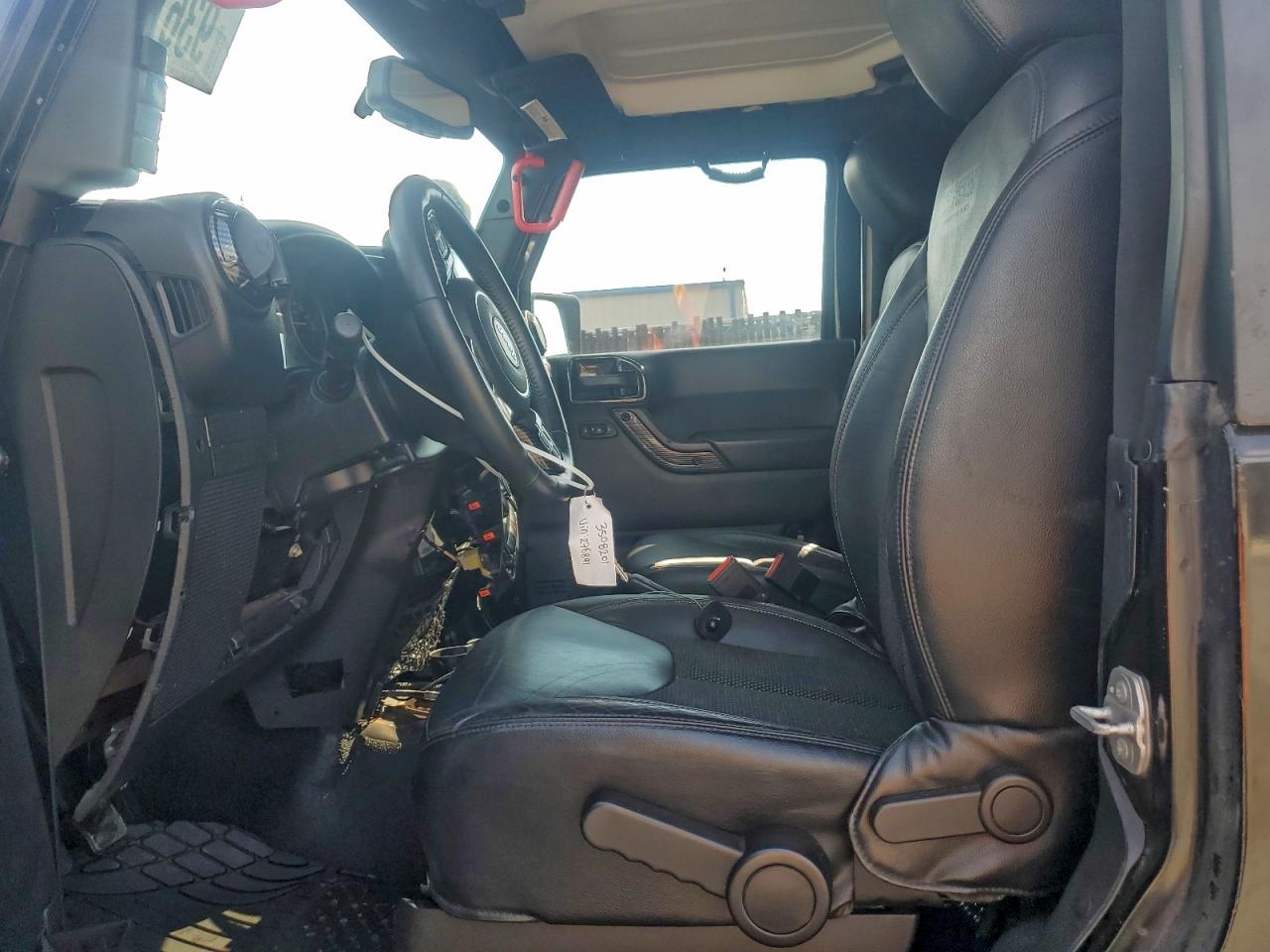 2016 Jeep Wrangler Sahara VIN: 1C4AJWBG3GL276891 Lot: 93613055