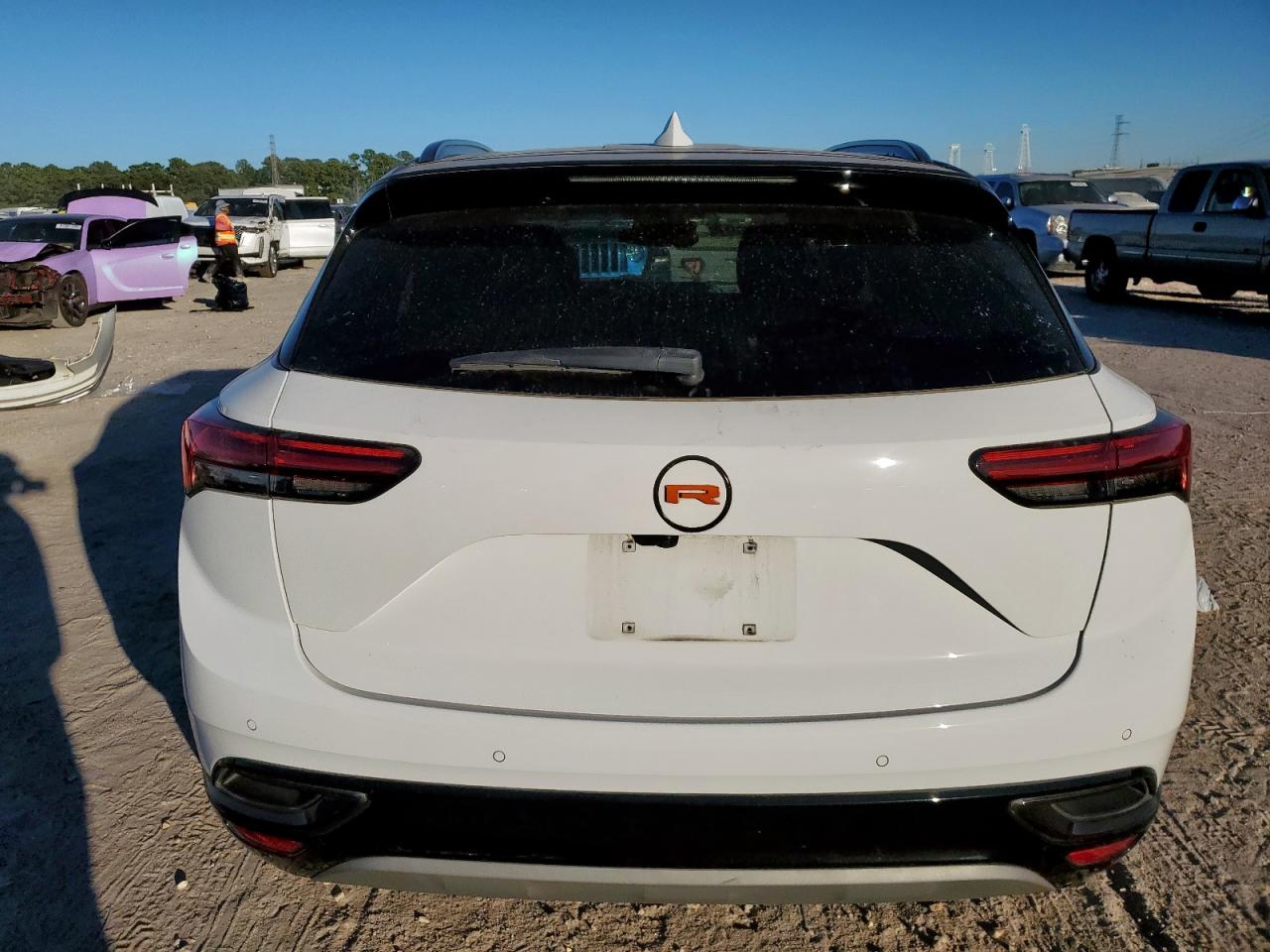 2023 Buick Envision Preferred VIN: LRBAZLR46PD025889 Lot: 92031535