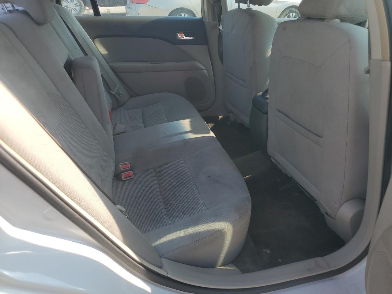 2012 Ford Fusion Se VIN: 3FAHP0HA5CR321537 Lot: 92891155