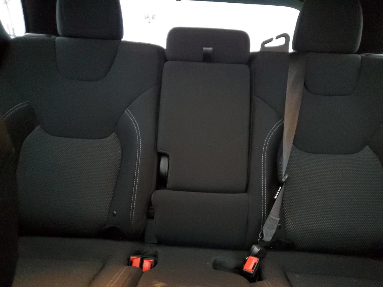 2019 Jeep Cherokee Latitude VIN: 1C4PJLCB8KD457953 Lot: 93650085