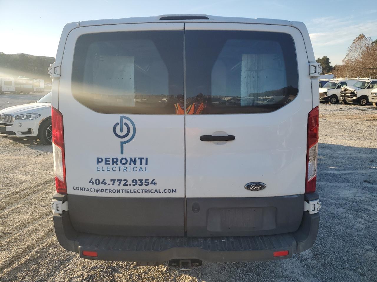 2017 Ford Transit T-150 VIN: 1FTYE1ZM0HKB20008 Lot: 91781055