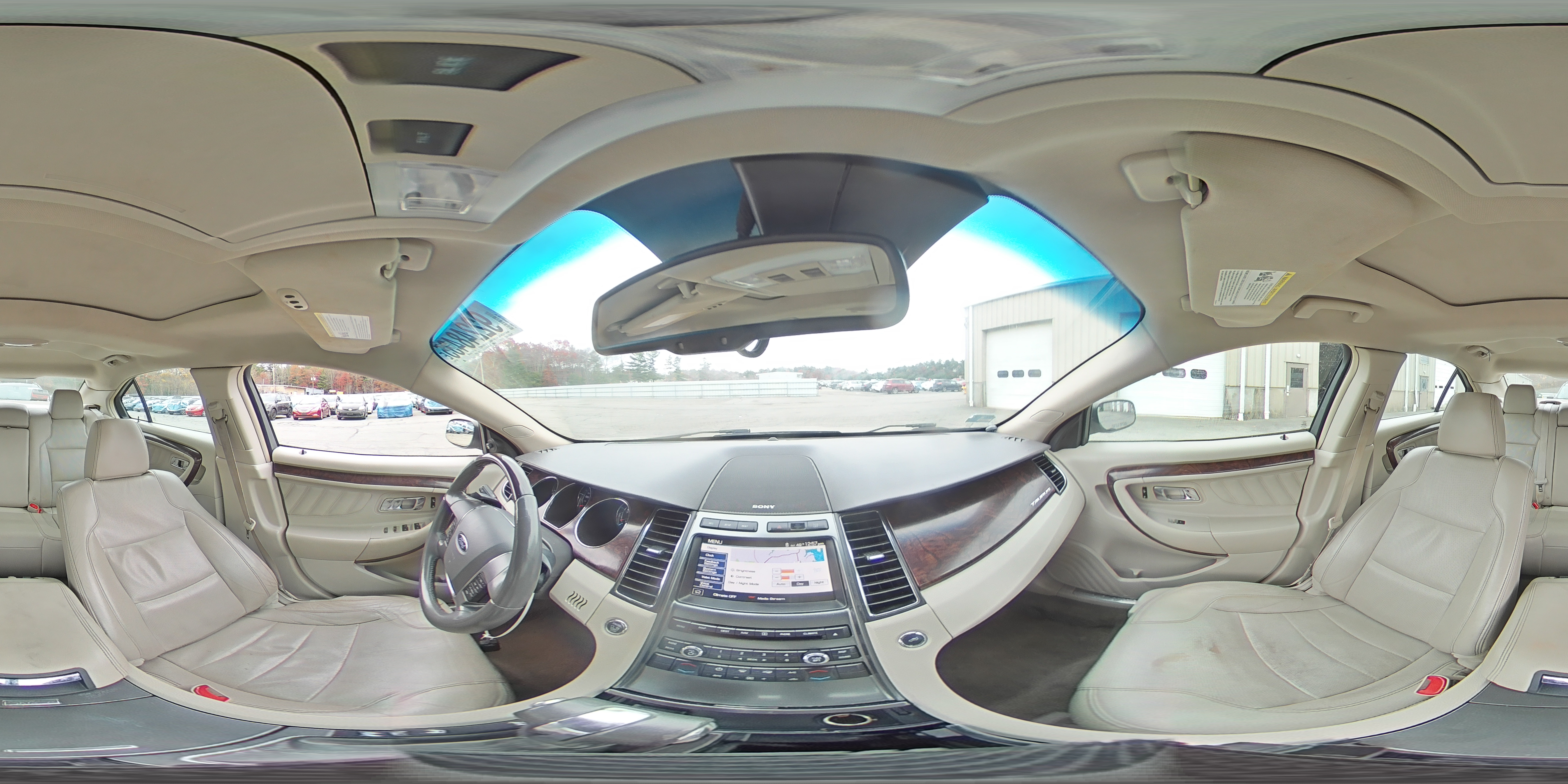 2011 Ford Taurus Limited VIN: 1FAHP2FW1BG130309 Lot: 92248435