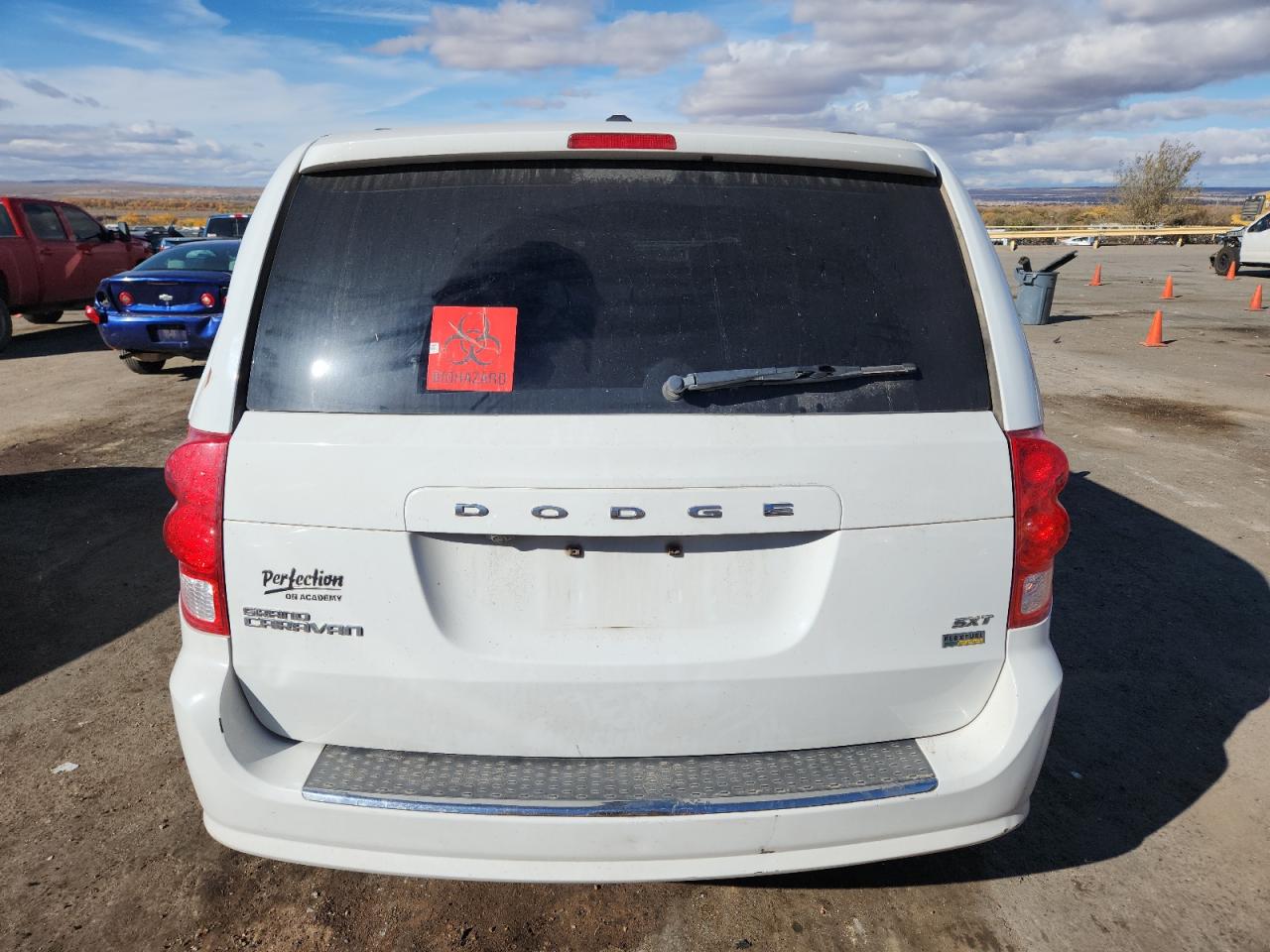 2017 Dodge Grand Caravan Sxt VIN: 2C4RDGCG1HR825706 Lot: 92946245