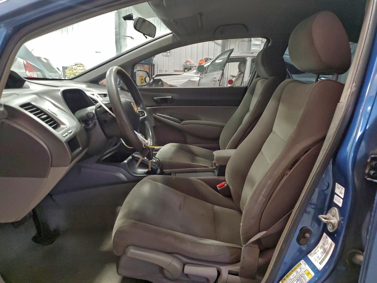 2010 Honda Civic Dx-G VIN: 2HGFA1F40AH047972 Lot: 94657145