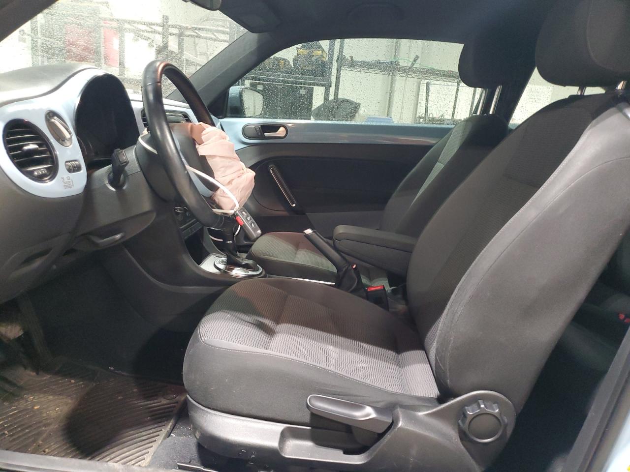 2013 Volkswagen Beetle VIN: 3VWJL7AT5DM689725 Lot: 90521205