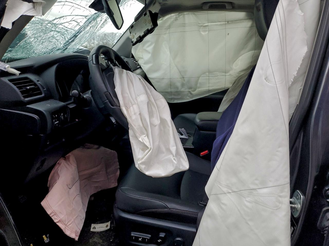 2020 Toyota 4Runner Sr5/Sr5 Premium VIN: JTEBU5JR7L5818397 Lot: 92223085