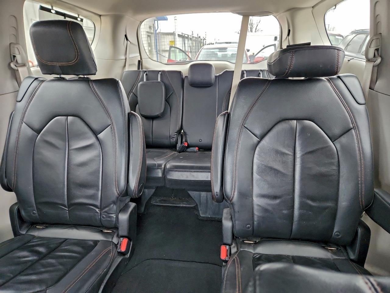 2017 Chrysler Pacifica Touring L VIN: 2C4RC1BGXHR505446 Lot: 94306925