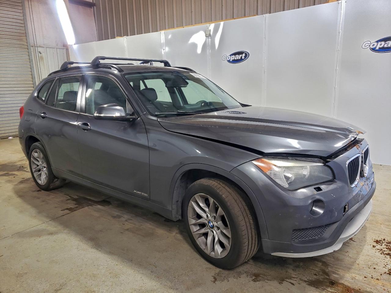 2015 BMW X1 xDrive28I VIN: WBAVL1C54FVY24618 Lot: 93901895