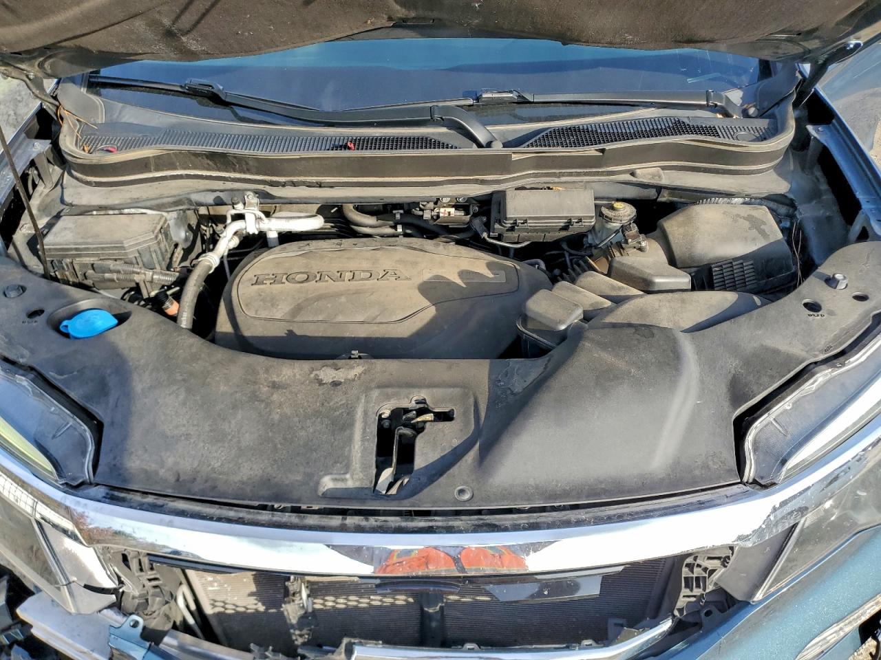 2016 Honda Pilot Touring VIN: 5FNYF6H9XGB082984 Lot: 94058495