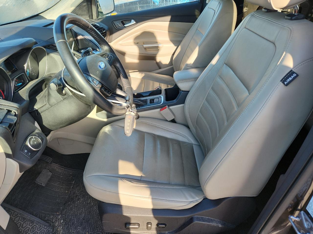 2017 Ford Escape Titanium VIN: 1FMCU0J96HUD57519 Lot: 93021275