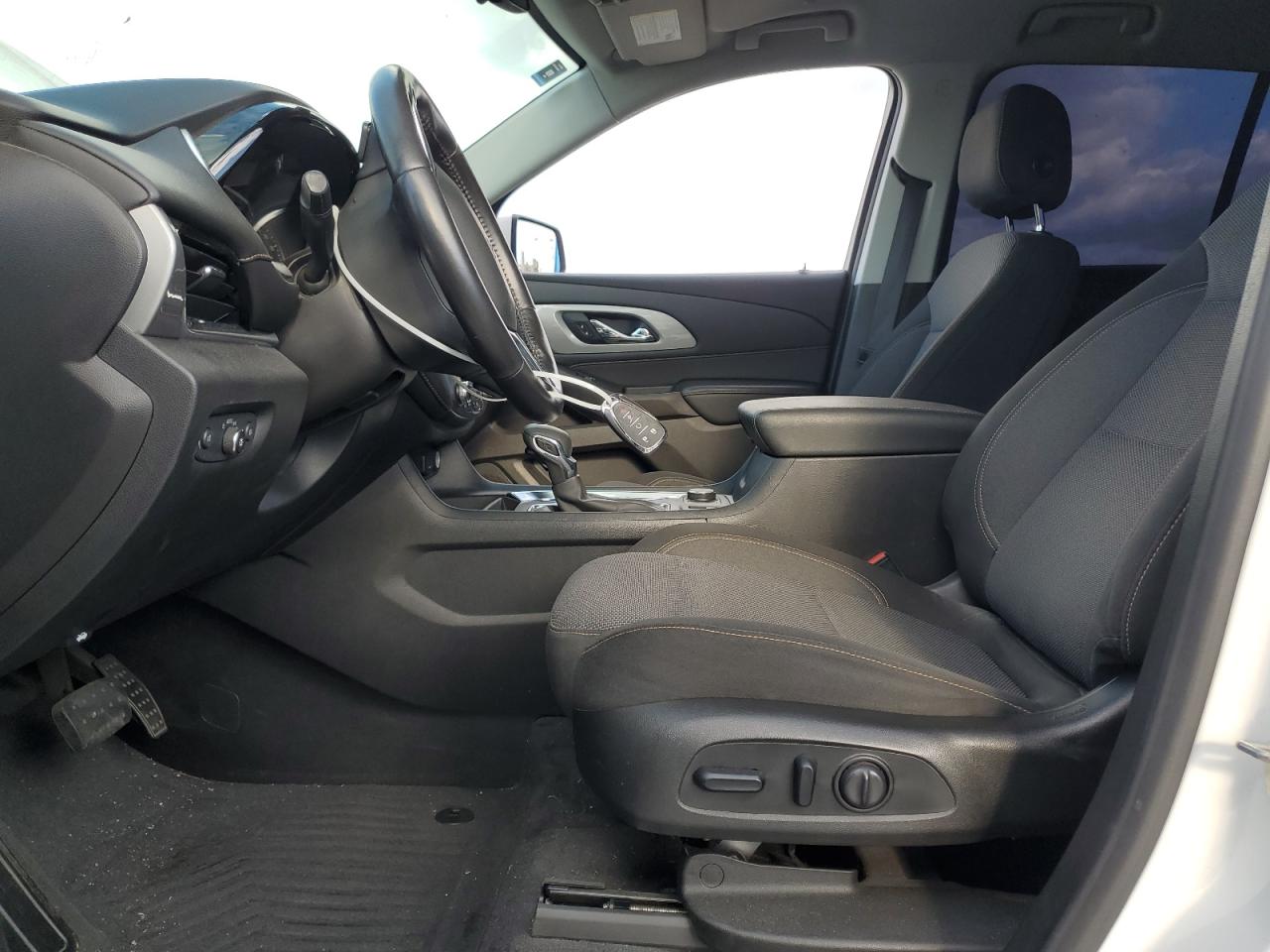 2021 Chevrolet Traverse Lt VIN: 1GNERGKW2MJ117785 Lot: 93346185