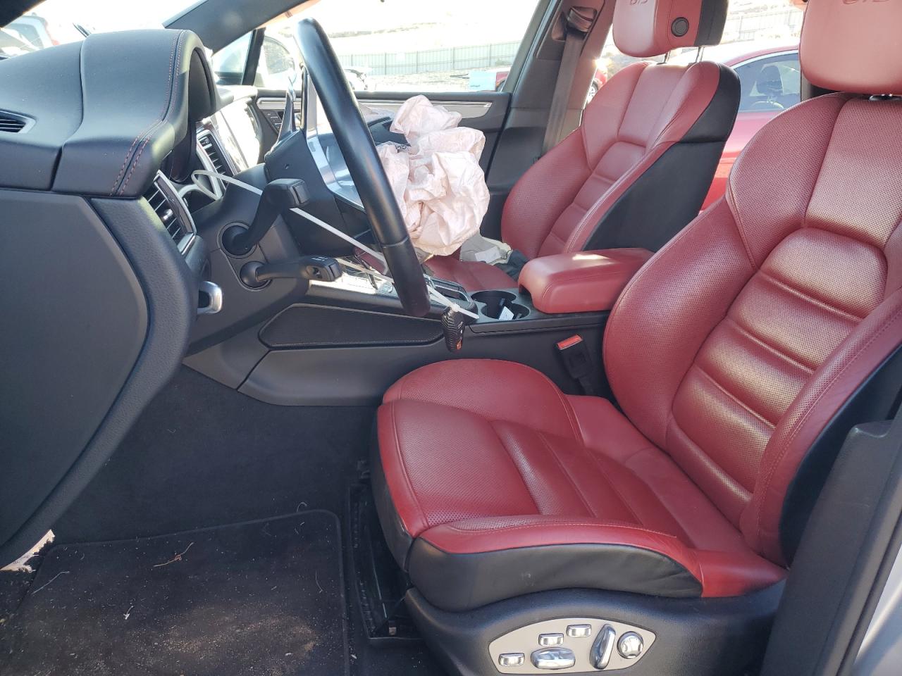 2017 Porsche Macan Gts VIN: WP1AG2A51HLB52870 Lot: 91213465