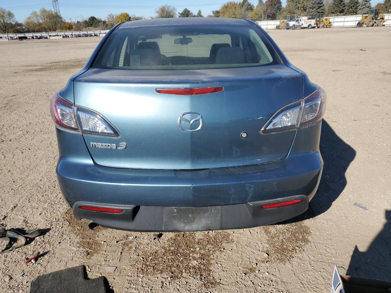 2011 Mazda 3 I VIN: JM1BL1UF9B1368002 Lot: 85420755
