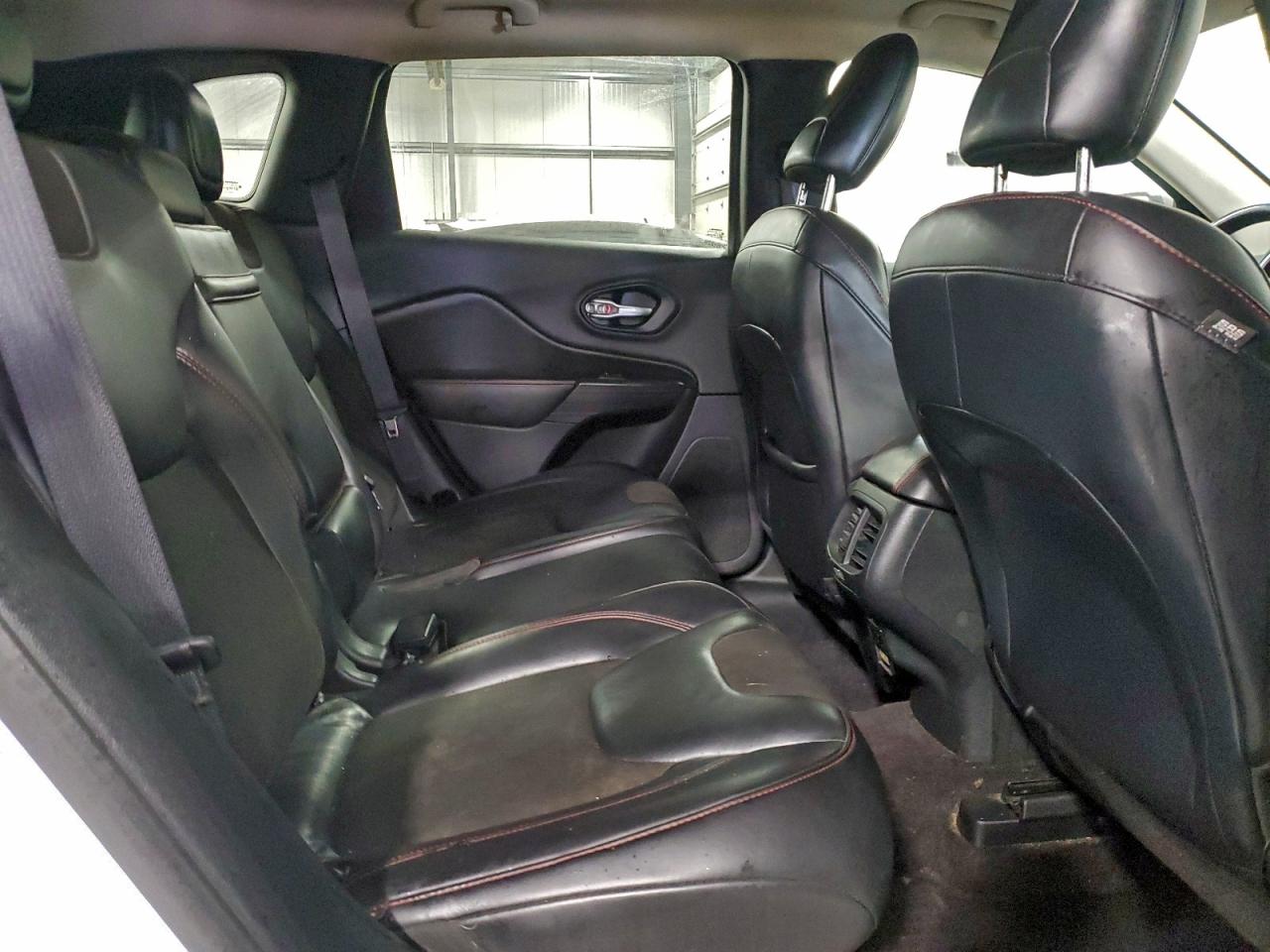 2016 Jeep Cherokee Trailhawk VIN: 1C4PJMBB6GW225841 Lot: 93994445