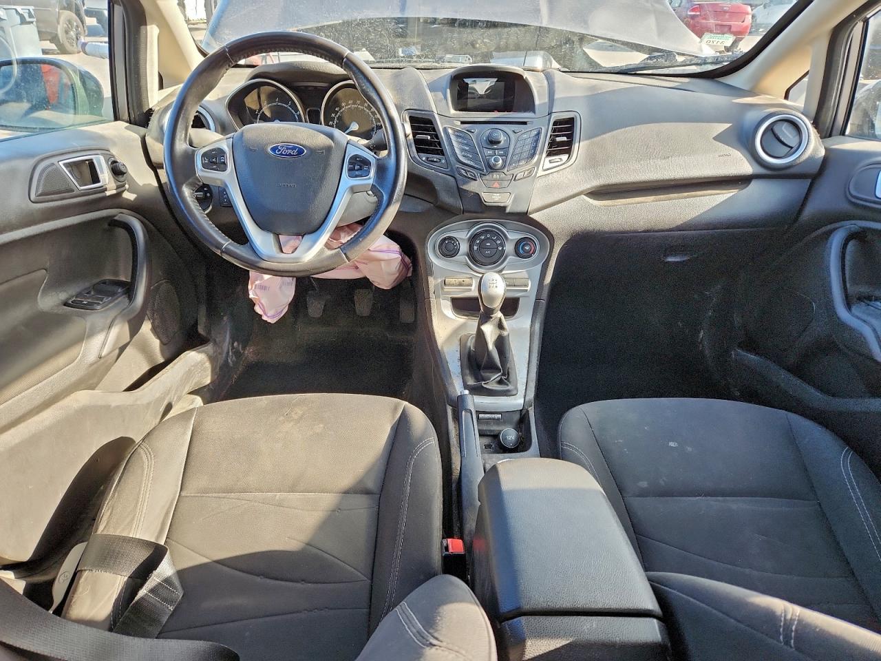 2014 Ford Fiesta Se VIN: 3FADP4EJXEM190163 Lot: 93197945